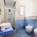 Alojamento de Acomodação e Pequeno-almoço Medusa Luxury 3*