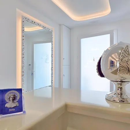 Medusa Luxury